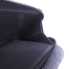 Load image into Gallery viewer, LOUIS VUITTON Portefeuille Pilot NoirM82556 Taurillon Leather/Monogram・Pattern
