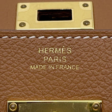 Load image into Gallery viewer, HERMES Kelly wallet long to go Gold Evercolor
