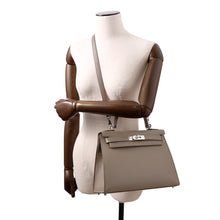 Load image into Gallery viewer, HERMES Kelly Sellier Etain Epsom Size 28
