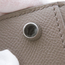 Load image into Gallery viewer, HERMES Kelly Sellier Etain Epsom Size 28
