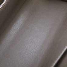 Load image into Gallery viewer, HERMES Kelly Sellier Etain Epsom Size 28
