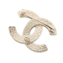 Load image into Gallery viewer, CHANEL CC Logo Brooch White/BlackAB9974 Gold Plated
