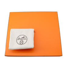 Load image into Gallery viewer, HERMES Lindy Gold Taurillon Clemence Size 26
