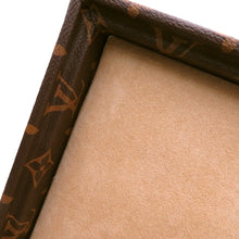 Load image into Gallery viewer, LOUIS VUITTON Coffret 8 Montor BeigeM47641 Monogram
