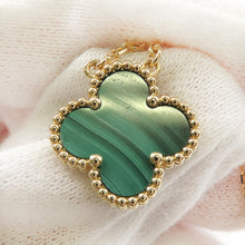 Load image into Gallery viewer, Van Cleef &amp; Arpels Vintage Alhambra PendantVCAR09VA00 18K Yellow Gold
