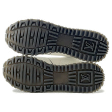 将图像加载到图库查看器中，LOUIS VUITTON Run Away・Sneakers White1A4XNO Calf Leather Monogram Size 39 1/2
