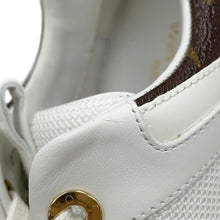 将图像加载到图库查看器中，LOUIS VUITTON Run Away・Sneakers White1A4XNO Calf Leather Monogram Size 39 1/2
