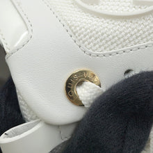 将图像加载到图库查看器中，LOUIS VUITTON Run Away・Sneakers White1A4XNO Calf Leather Monogram Size 39 1/2
