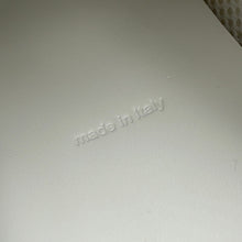 将图像加载到图库查看器中，LOUIS VUITTON Run Away・Sneakers White1A4XNO Calf Leather Monogram Size 39 1/2
