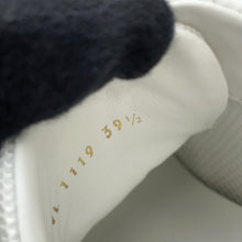 将图像加载到图库查看器中，LOUIS VUITTON Run Away・Sneakers White1A4XNO Calf Leather Monogram Size 39 1/2
