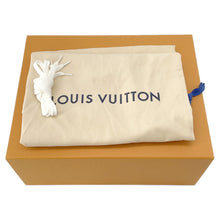 将图像加载到图库查看器中，LOUIS VUITTON Run Away・Sneakers White1A4XNO Calf Leather Monogram Size 39 1/2
