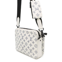 将图像加载到图库查看器中，LOUIS VUITTON Trio Messenger WhiteM24754 Monogram Shadow
