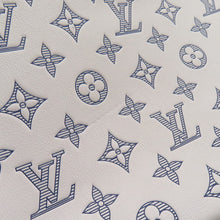 将图像加载到图库查看器中，LOUIS VUITTON Trio Messenger WhiteM24754 Monogram Shadow
