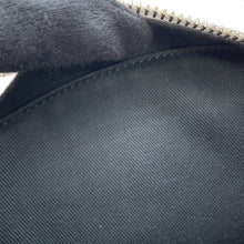 将图像加载到图库查看器中，Valentino Garavani ★VLTN Logo Rock Studded Shoulder Bag WhiteQW2B0C47RCH Leather
