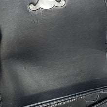 将图像加载到图库查看器中，CELINE Busas Shoulder Bag Black114453 Croco embossed leather Size Medium
