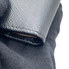 将图像加载到图库查看器中，PRADA Saffiano LeatherMulticolor Bifold Wallet Black/Pale pink1ML050 Leather
