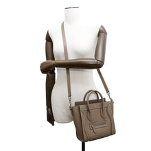 将图像加载到图库查看器中，CELINE Luggage Suri189243 Leather Size Nano
