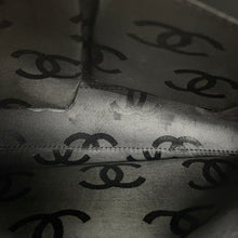 Load image into Gallery viewer, CHANEL CC Logo Handbag Black Caviar Leather
