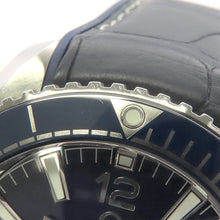 将图像加载到图库查看器中，OMEGA Seamaster Planet Ocean 600M Co-Axial W39.5mm Stainless Steel Leather Blue Dial215.33.40.20.03.001
