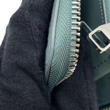 将图像加载到图库查看器中，LOUIS VUITTON Zippy Wallet - Horizontal Misty LakeM14142 Monogram・Taurillon
