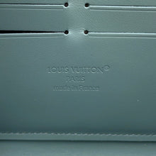 将图像加载到图库查看器中，LOUIS VUITTON Zippy Wallet - Horizontal Misty LakeM14142 Monogram・Taurillon
