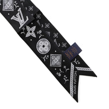 Load image into Gallery viewer, LOUIS VUITTON Bandeau BB Monogram Romance White/BlackM96876 Silk100%
