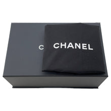 Load image into Gallery viewer, CHANEL Mini Matelasse ChainShoulder Bag White/BlackA69900 Tweed Sequins Leather
