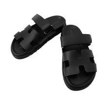 将图像加载到图库查看器中，HERMES Shipley Sandals Black Leather Rubber Size 36.5
