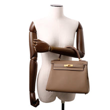 Load image into Gallery viewer, HERMES Kelly Retourne Etoupe Togo Leather Size 28
