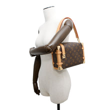 Load image into Gallery viewer, LOUIS VUITTON side trunk BrownM46358 Monogram Size MM

