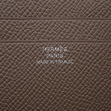 Load image into Gallery viewer, HERMES MC2 Card Case Etoupe Epsom Size PM
