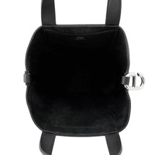 Load image into Gallery viewer, HERMES in-the-loop Tote Bag Black Taurillon Clemence Swift Leather Size 18
