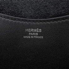 Load image into Gallery viewer, HERMES in-the-loop Tote Bag Black Taurillon Clemence Swift Leather Size 18
