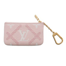 将图像加载到图库查看器中，LOUIS VUITTON Pochette Cles PinkM81234 Monogram Empreinte Leather Belvedere
