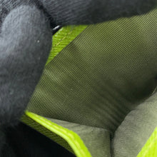 将图像加载到图库查看器中，PRADA Saffiano Leather Triangle Wallet Green2MH042 Leather
