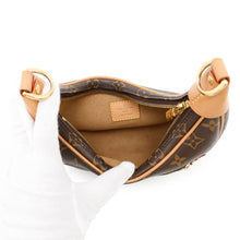 Load image into Gallery viewer, LOUIS VUITTON loop BeigeM81098 Monogram
