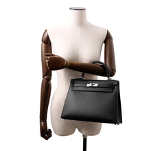 Load image into Gallery viewer, HERMES Kelly Sellier Black Epsom Size 28
