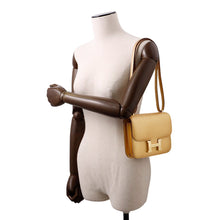 将图像加载到图库查看器中，HERMES Constance3 Miroir Dore Chevre Shamqila Size Mini
