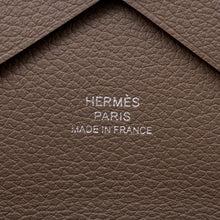 Load image into Gallery viewer, HERMES Calvi Duo Etoupe Evercolor
