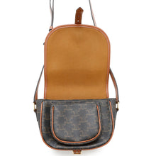 将图像加载到图库查看器中，CELINE ★Triomphe Folco Shoulder Brown191502 PVC Leather Size Medium
