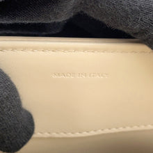 将图像加载到图库查看器中，CELINE 16 Sèze Shoulder Bag Beige188003 Calf Leather Size Small
