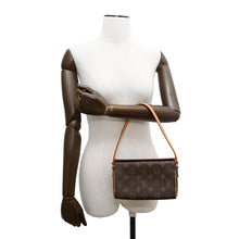 Load image into Gallery viewer, LOUIS VUITTON Recital RedM51900 Monogram
