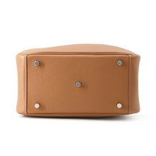 Load image into Gallery viewer, HERMES Lindy Gold Taurillon Clemence Size 26
