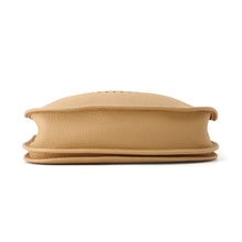 Load image into Gallery viewer, HERMES Evelyne3 Biscuit Taurillon Clemence Size PM
