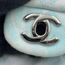 将图像加载到图库查看器中，CHANEL Matelasse Jungle Jeans ChainShoulder Bag Light Blue/Multicolor Cotton Size 30
