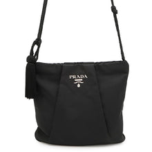 将图像加载到图库查看器中，PRADA Logo Tassel Shoulder Bag Black Nylon
