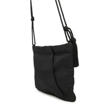 将图像加载到图库查看器中，PRADA Logo Tassel Shoulder Bag Black Nylon
