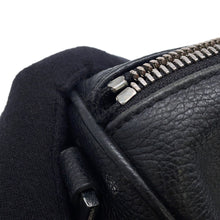 将图像加载到图库查看器中，Dior Atelier Roller Shoulder Bag Black Leather
