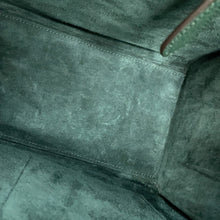 Load image into Gallery viewer, CELINE Luggage shopper Dark Green189793 Leather Size micro
