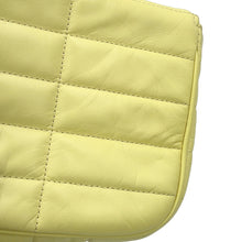 将图像加载到图库查看器中，CELINE Mono Chrome Chain Shoulder Bag Yellow111273 Leather
